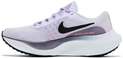 (W) Nike Zoom Fly 5 'Barely Grape' Ungu Muda DM8974-500 Lookbook (W) Nike Zoom Fly 5 'Barely Grape' Ungu Muda DM8974-500