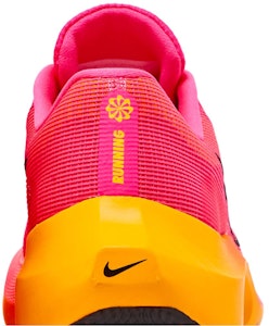 (W) Nike Zoom Fly 5 'Hyper Pink' Wanita DM8974-601 Sizing (W) Nike Zoom Fly 5 'Hyper Pink' Wanita DM8974-601