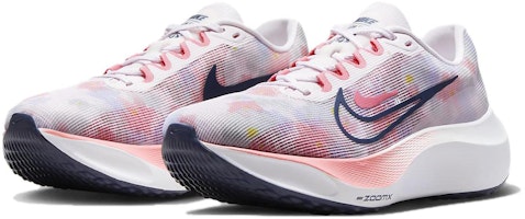 (W) Nike Zoom Fly 5 Premium 'Motif Bunga Lukis Air' DV7894-600 Lookbook (W) Nike Zoom Fly 5 Premium 'Motif Bunga Lukis Air' DV7894-600