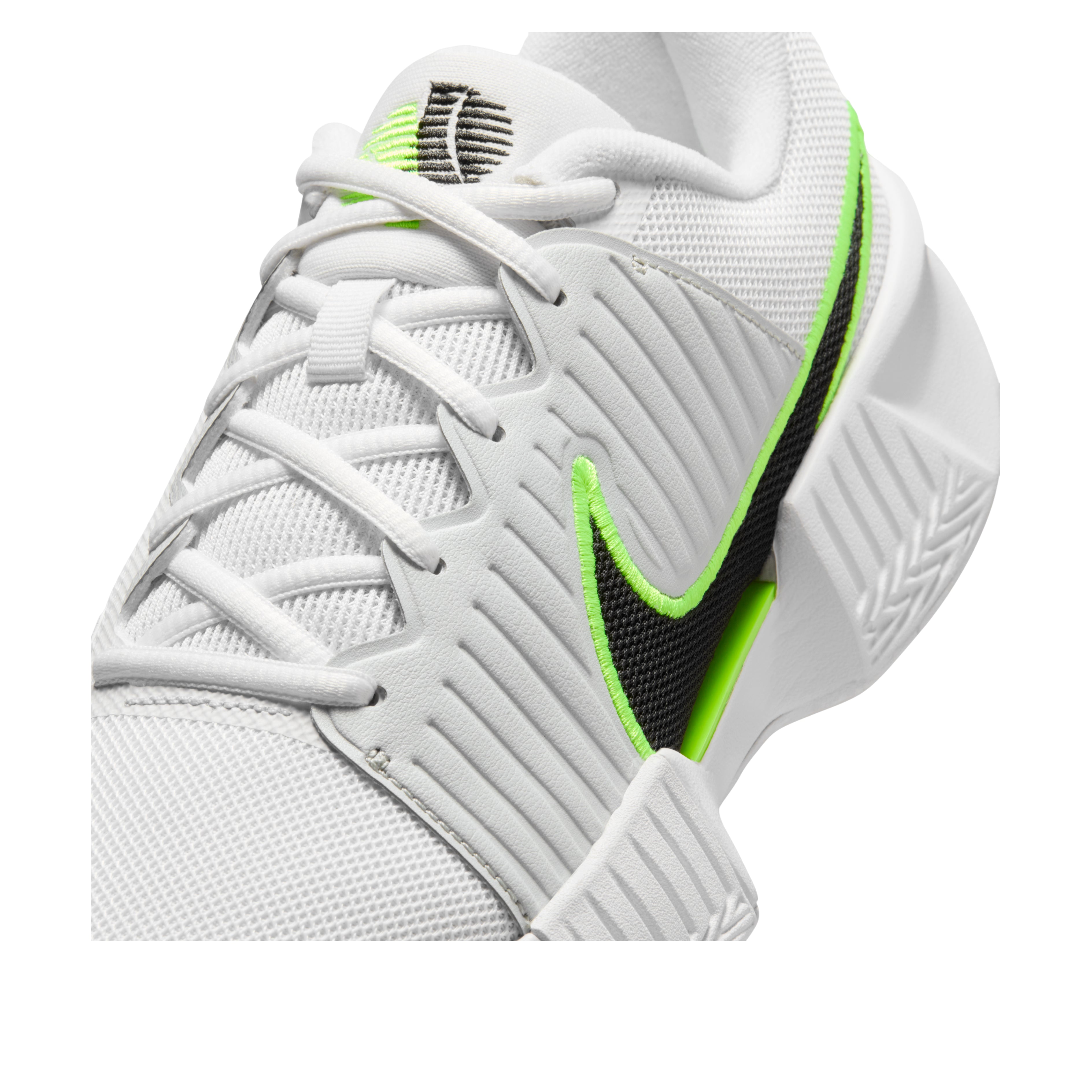 Details for (W) Nike Zoom GP Challenge Pro HC Blanc Volt Noir IB6560-100