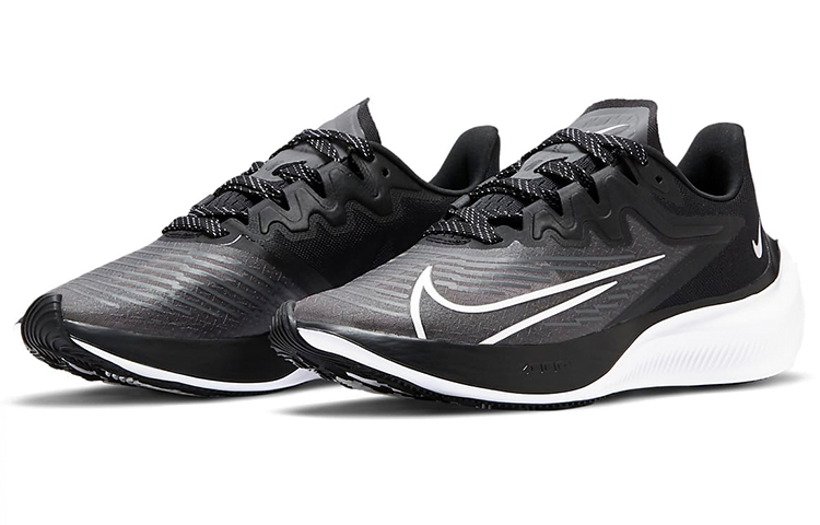 Lookbook (W) Nike Zoom Gravity 2 Zwart Wit CK2569-001