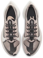 Nike Zoom Gravity 1 低筒 跑步鞋 女款 黑粉 Shop Nike Zoom Gravity 1 低筒 跑步鞋 女款 黑粉