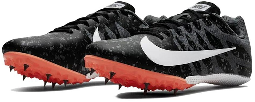 (W) Nike Zoom Rival S 9 'Negro Gris Hierro Hyper Carmesí' 907564-008 Lookbook (W) Nike Zoom Rival S 9 'Negro Gris Hierro Hyper Carmesí' 907564-008