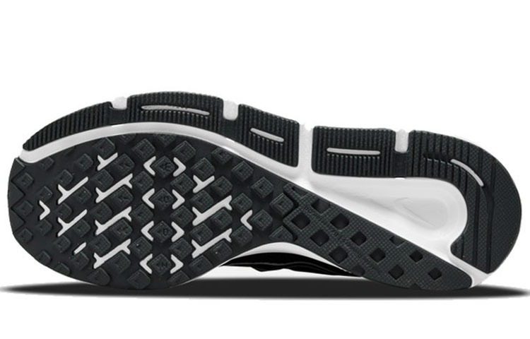 Shop (W) Nike Zoom Span 4 'Negro Blanco' DC9000-001