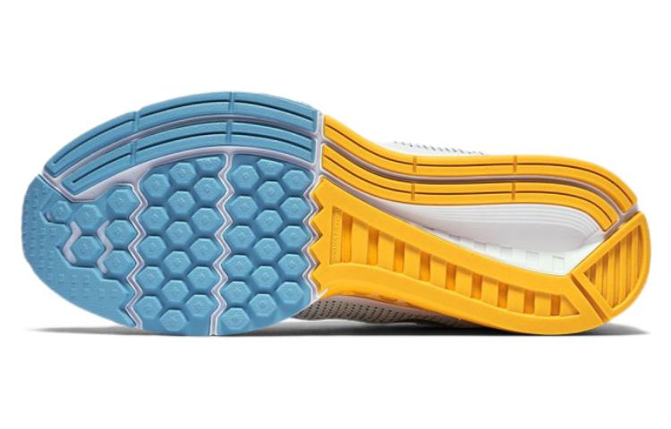 Shop Nike Zoom Structure 19 Air 低筒 跑步鞋 女款 白藍色
