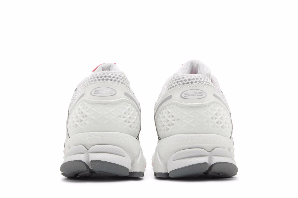 (Women) Nike Zoom Vomero 5 520 Pack 'White Pink'