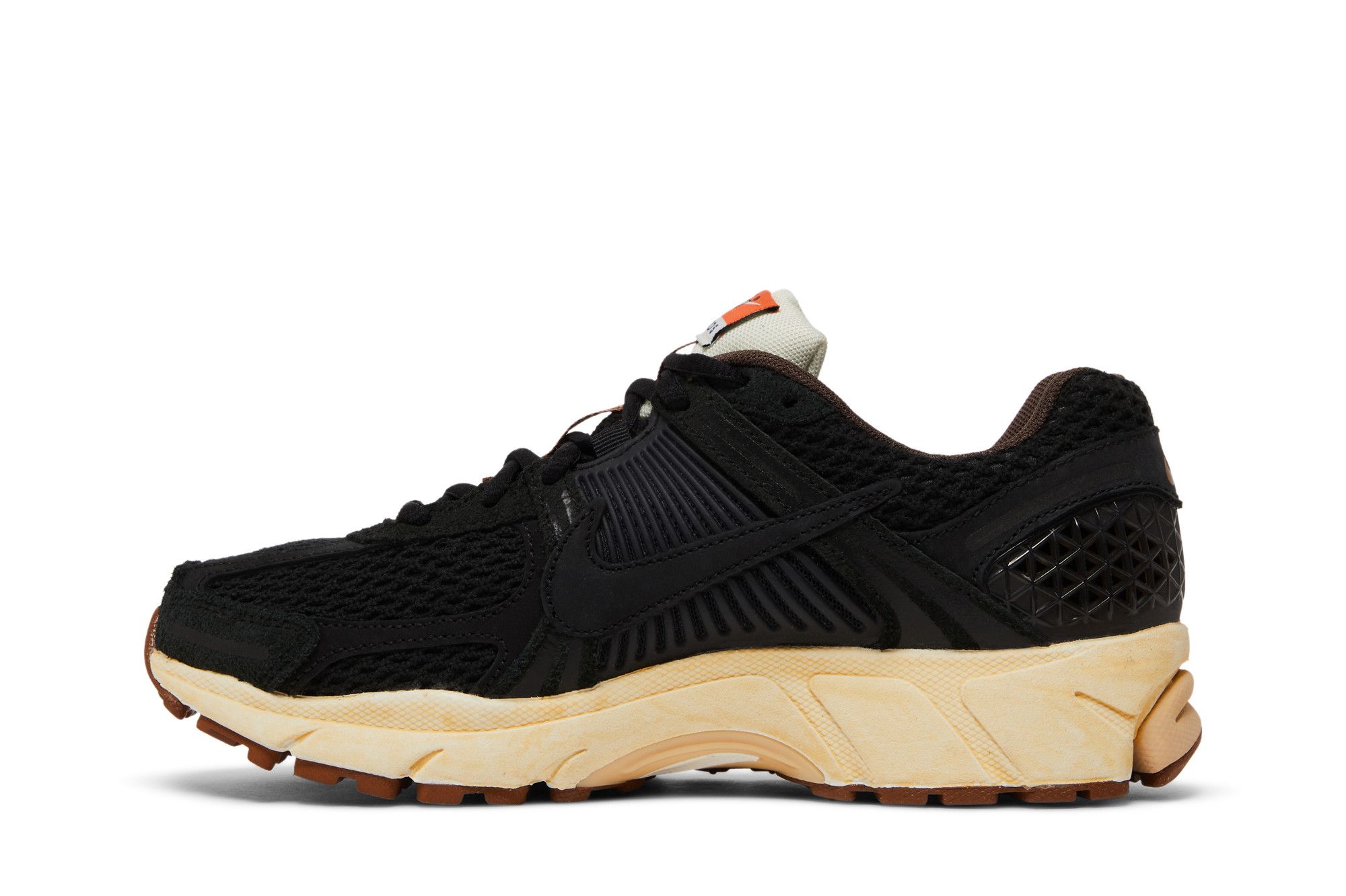 Shop (W) Nike Zoom Vomero 5 ''Zwart Sesam'' FD0533-010