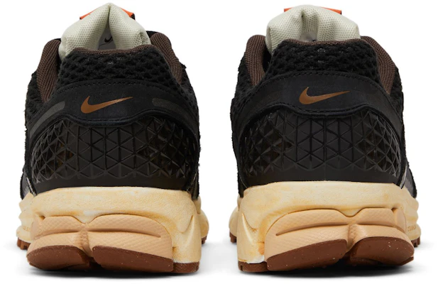 (W) Nike Zoom Vomero 5 ''Zwart Sesam'' FD0533-010 Sizing (W) Nike Zoom Vomero 5 ''Zwart Sesam'' FD0533-010