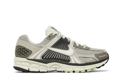 (Women) Nike Zoom Vomero 5 'Cobblestone and Flat Pewter'