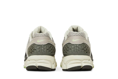 (Women) Nike Zoom Vomero 5 'Cobblestone and Flat Pewter'