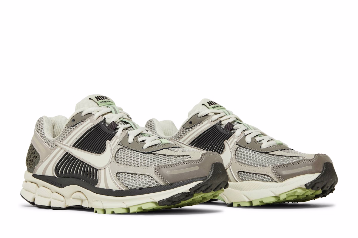 (Women) Nike Zoom Vomero 5 'Cobblestone and Flat Pewter'