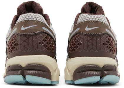 (W) 耐克Zoom Vomero 5 '地球化石' FD9920-022 Details for (W) 耐克Zoom Vomero 5 '地球化石' FD9920-022