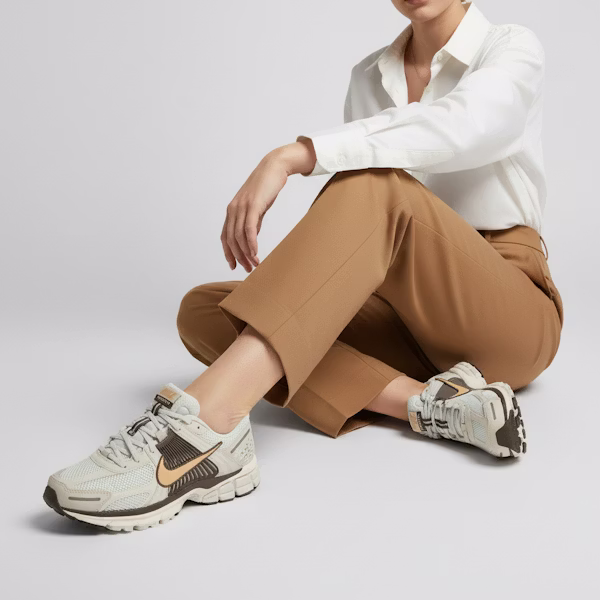 (W) Nike Zoom Vomero 5 'Light Bone Sesame' Lelaki Kasut HM9657-001 Order (W) Nike Zoom Vomero 5 'Light Bone Sesame' Lelaki Kasut HM9657-001