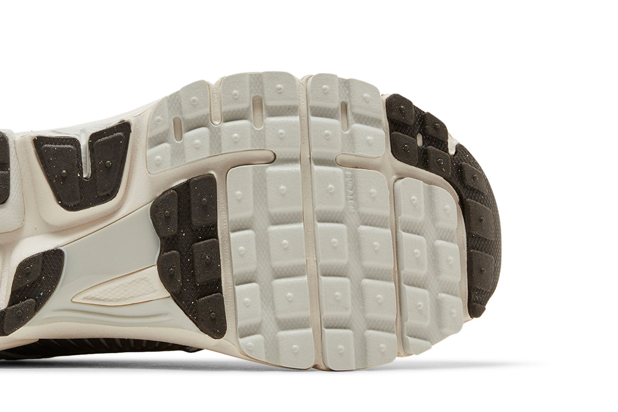 Sizing (W) Nike Zoom Vomero 5 'Light Bone Sesame' Lelaki Kasut HM9657-001