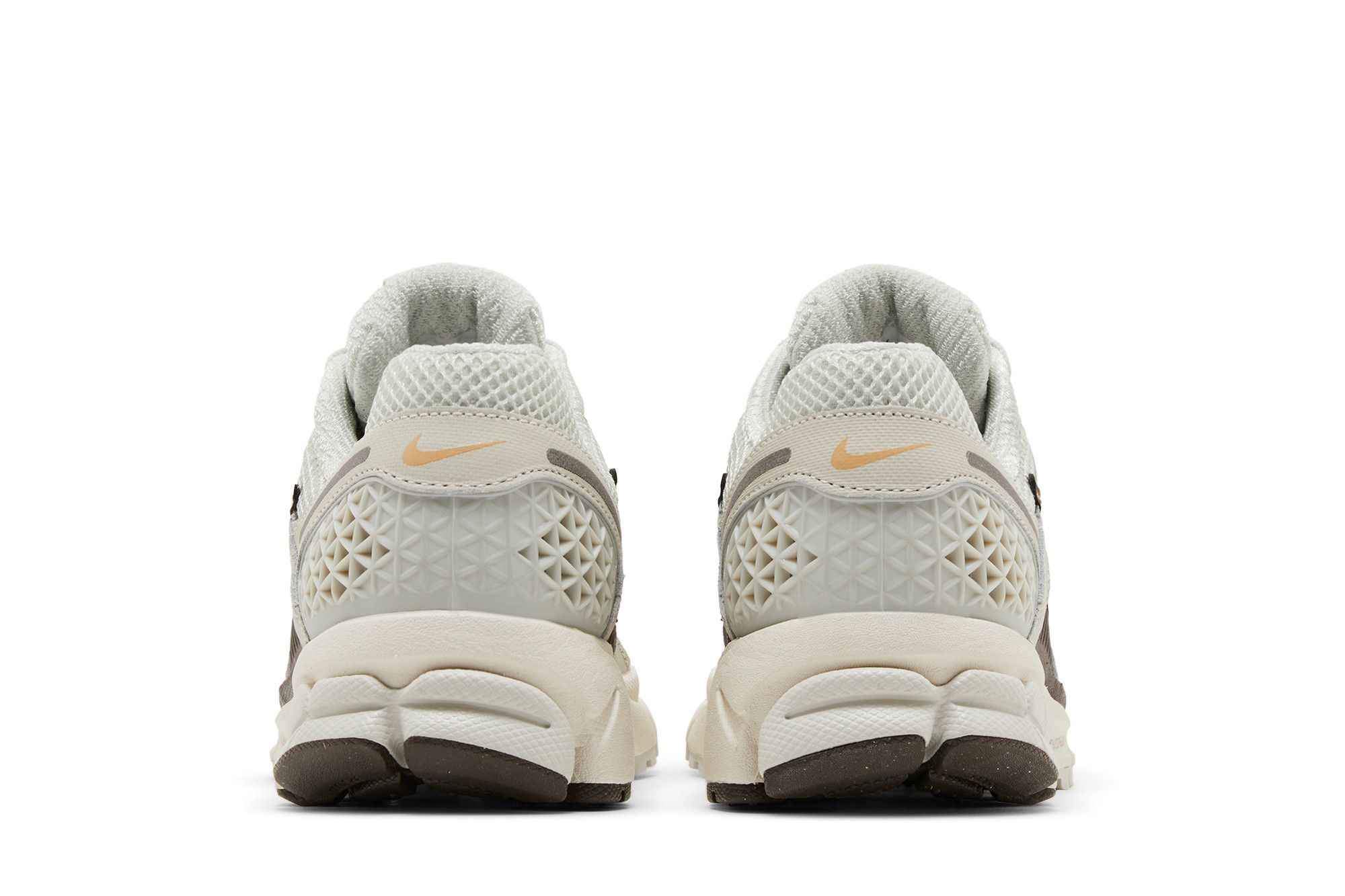 Cheap (W) Nike Zoom Vomero 5 'Light Bone Sesame' Lelaki Kasut HM9657-001