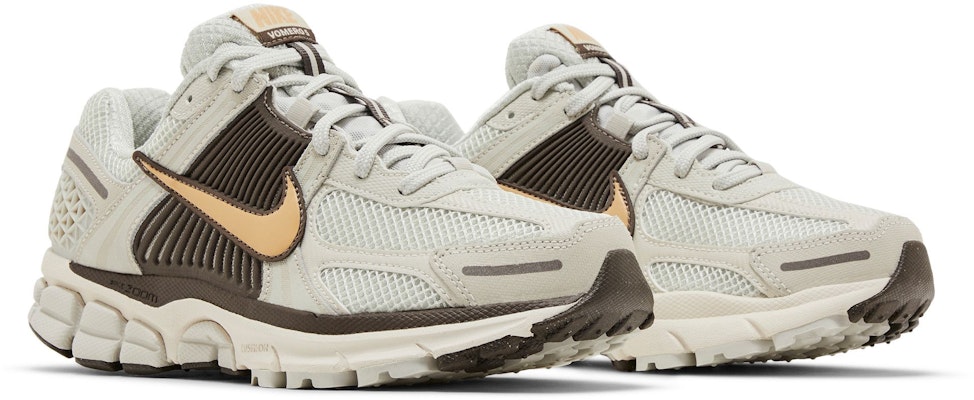 (W) Nike Zoom Vomero 5 'Light Bone Sesame' Lelaki Kasut HM9657-001 2