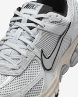 (W) 나이키 줌 보메로 5 '퓨어 플래티넘 라이트' FN6742-002 Sizing (W) 나이키 줌 보메로 5 '퓨어 플래티넘 라이트' FN6742-002