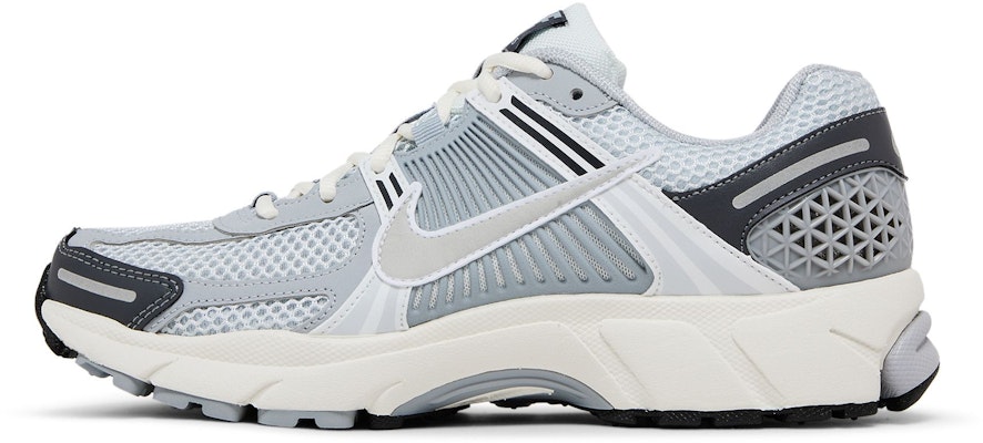 (W) Nike Zoom Vomero 5 ''Wolf Grey Cool Grey'' Herrenschuhe Grau FD9919-001 Lookbook (W) Nike Zoom Vomero 5 ''Wolf Grey Cool Grey'' Herrenschuhe Grau FD9919-001
