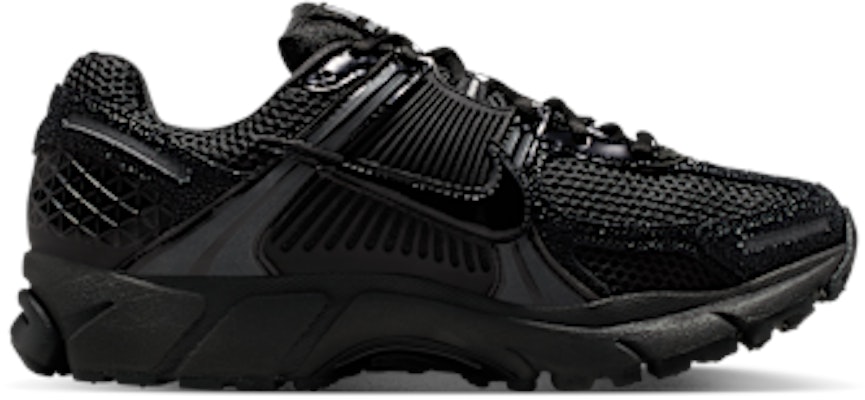 (Women) Nike Zoom Vomero 5 Black/Metallic Silver/Anthracite/Black II6236-001 Lookbook (Women) Nike Zoom Vomero 5 Black/Metallic Silver/Anthracite/Black II6236-001