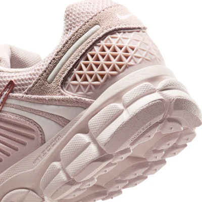 (Women) Nike Zoom Vomero 5 Silt Red/Red Stardust/Vast Gray HQ0458-600 1