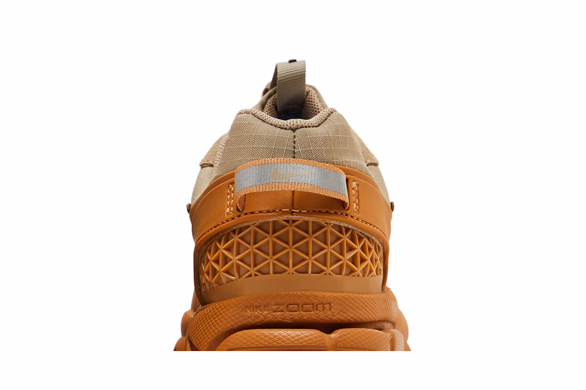 (Women) Nike Zoom Vomero Roam 'Flax'