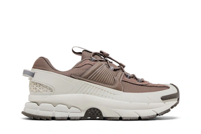 (Women) Nike Zoom Vomero Roam 'Light Bone Mink Brown'