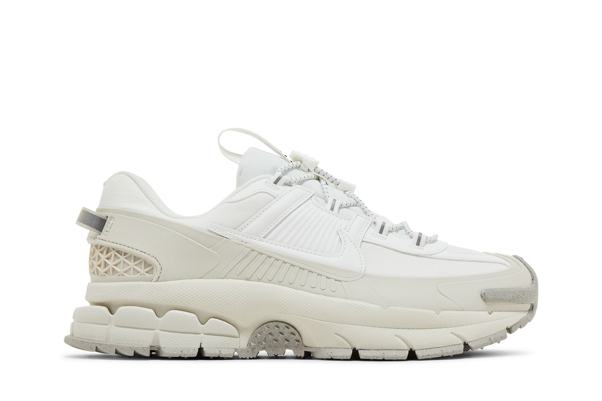 (Women) Nike Zoom Vomero Roam 'Summit White' HV6410-100