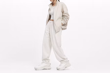 Order (W) Nike Zoom Vomero Roam 'Blanco Summit' HV6410-100