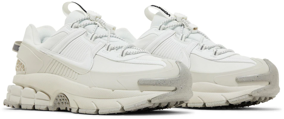 (W) Nike Zoom Vomero Roam 'Summit White' Putih Sneakers Pria Terlaris HV6410-100 1