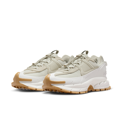 Purchase Nike Zoom Vomero Roam Sail/Negro Marrón Claro/Azul Racer/Piedra Clara HQ2181-100