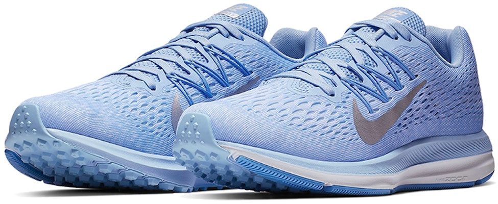 (W) Nike Air Zoom Winflo 5 Biru/ 'Putih' AA7414-404 Lookbook (W) Nike Air Zoom Winflo 5 Biru/ 'Putih' AA7414-404