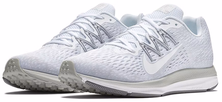 (W) Nike Air Zoom Winflo 5 Kelabu/ 'Putih' AA7414-100 Lookbook (W) Nike Air Zoom Winflo 5 Kelabu/ 'Putih' AA7414-100