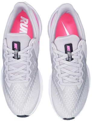 (W) Nike Zoom Winflo 6 'Kelabu Atmosfera Merah Jambu' AQ7497-011 Lookbook (W) Nike Zoom Winflo 6 'Kelabu Atmosfera Merah Jambu' AQ7497-011