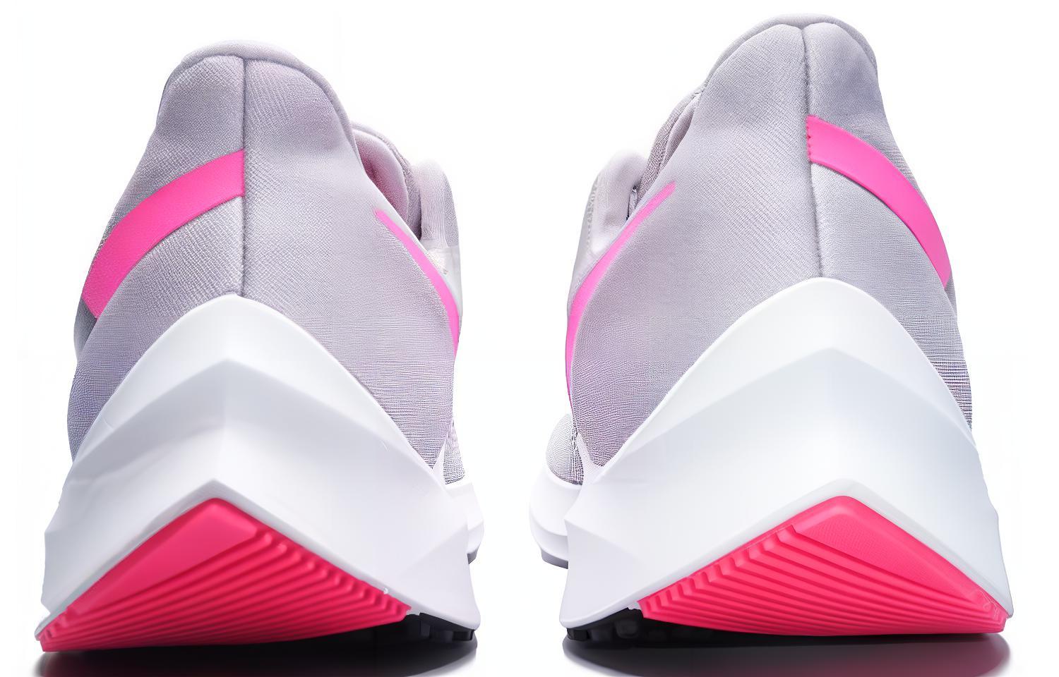 Shop （女性）耐吉 Zoom Winflo 6 '氛圍灰粉' AQ7497-011