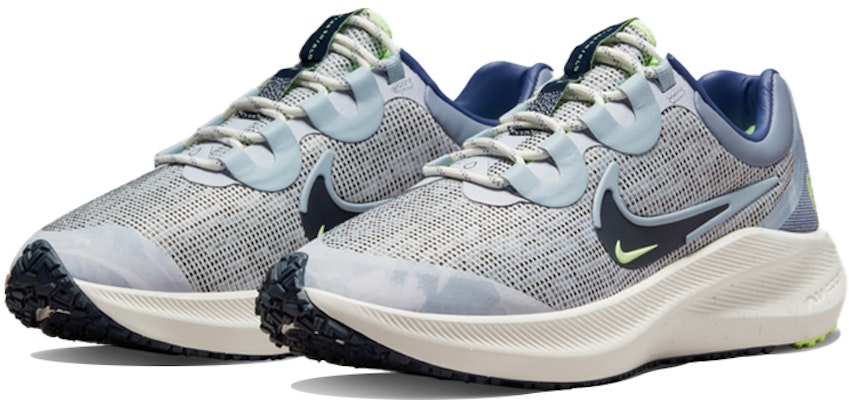 (W) Nike Zoom Winflo 8 Shield 'Putih Biru Armory Terang' DO2342-144 Lookbook (W) Nike Zoom Winflo 8 Shield 'Putih Biru Armory Terang' DO2342-144