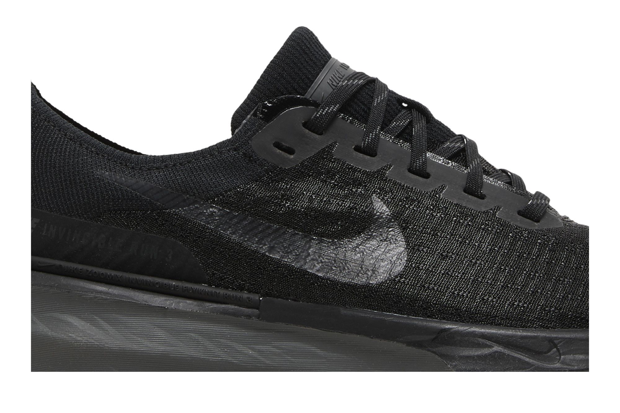 Lookbook (W) 耐克ZoomX Invincible 3 '黑色烟灰' DR2660-007