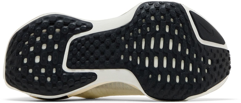(Women) Nike ZoomX Invincible 3 Extra Wide 'Summit White Black' FN7997-101 Shop (Women) Nike ZoomX Invincible 3 Extra Wide 'Summit White Black' FN7997-101
