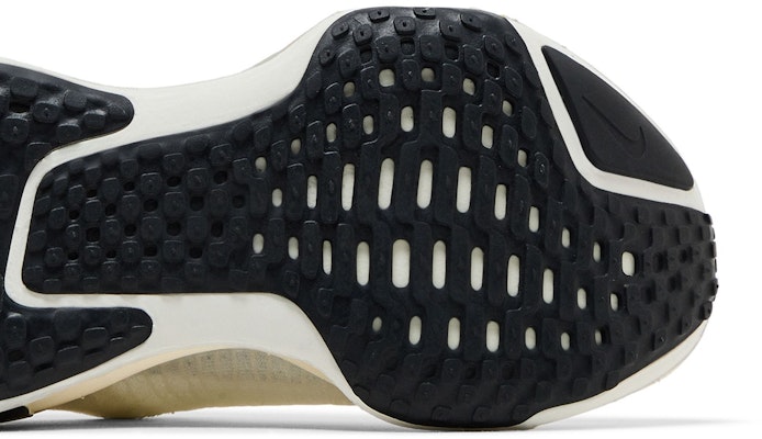 (Women) Nike ZoomX Invincible 3 Extra Wide 'Summit White Black' FN7997-101 Purchase (Women) Nike ZoomX Invincible 3 Extra Wide 'Summit White Black' FN7997-101
