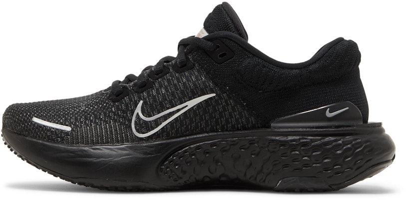 (W) Nike ZoomX Invincible Run Flyknit 2 'Hitam Tembaga Metalik' DC9993-003 Lookbook (W) Nike ZoomX Invincible Run Flyknit 2 'Hitam Tembaga Metalik' DC9993-003