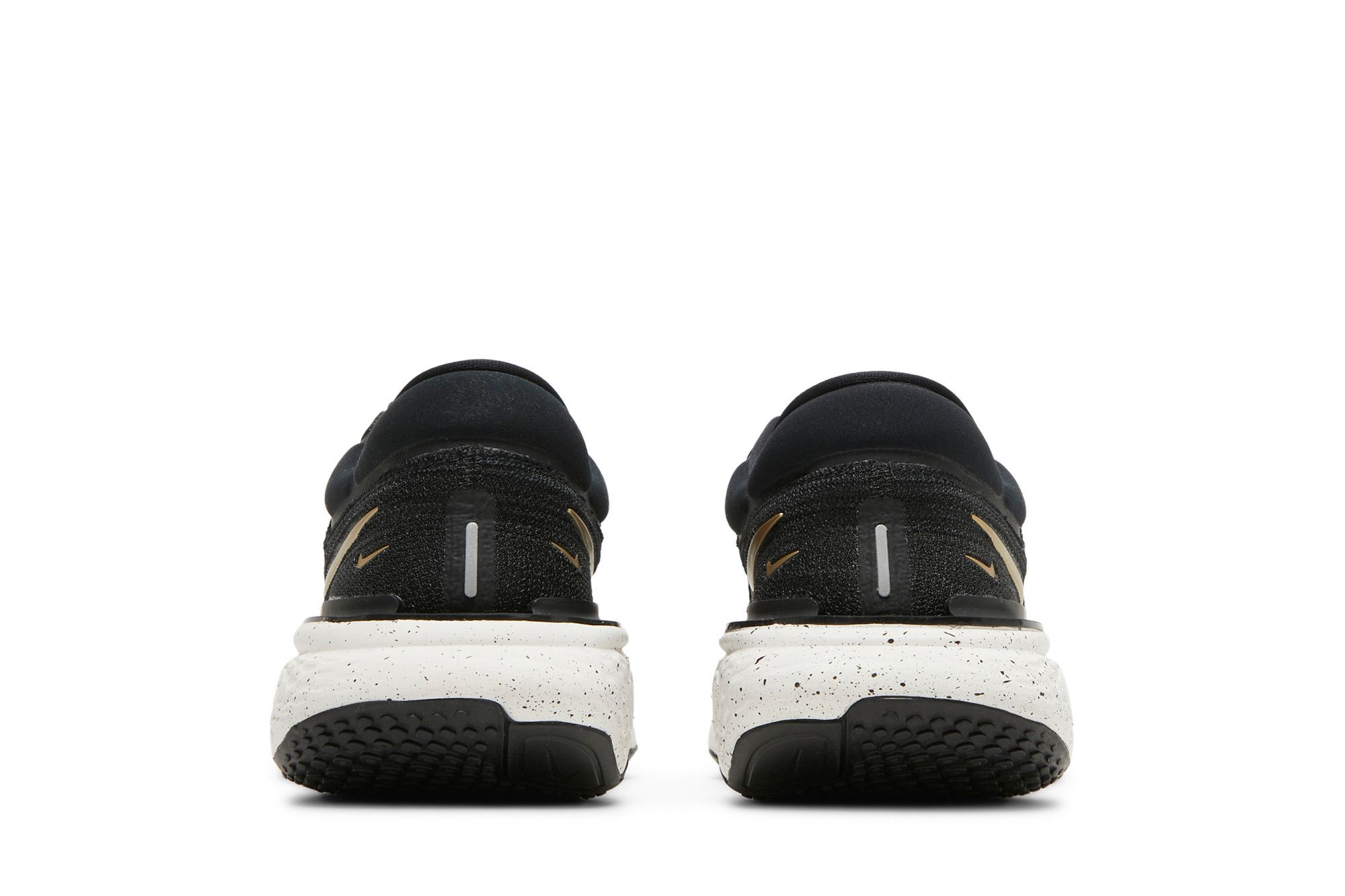 Sizing （女款）Nike ZoomX Invincible Run Flyknit「黑金」CT2229-004