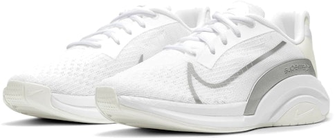 (W) 耐克ZoomX SuperRep Surge '白银色' CK9406-100 Lookbook (W) 耐克ZoomX SuperRep Surge '白银色' CK9406-100