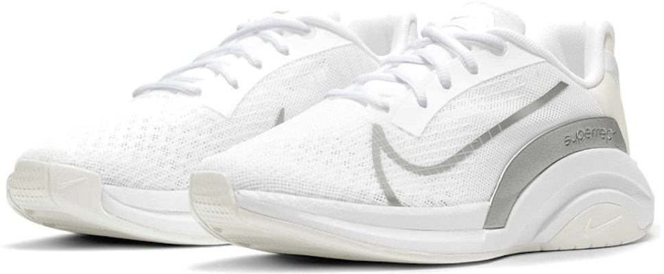 (W) Nike ZoomX SuperRep Surge 'Putih Perak Metalik' CK9406-100 Lookbook (W) Nike ZoomX SuperRep Surge 'Putih Perak Metalik' CK9406-100