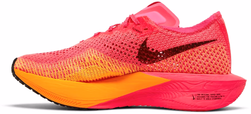 (W) Nike ZoomX VaporFly Next% 3 'Hyper Pink' dalam warna Merah Jambu Terang DV4130-600 Lookbook (W) Nike ZoomX VaporFly Next% 3 'Hyper Pink' dalam warna Merah Jambu Terang DV4130-600