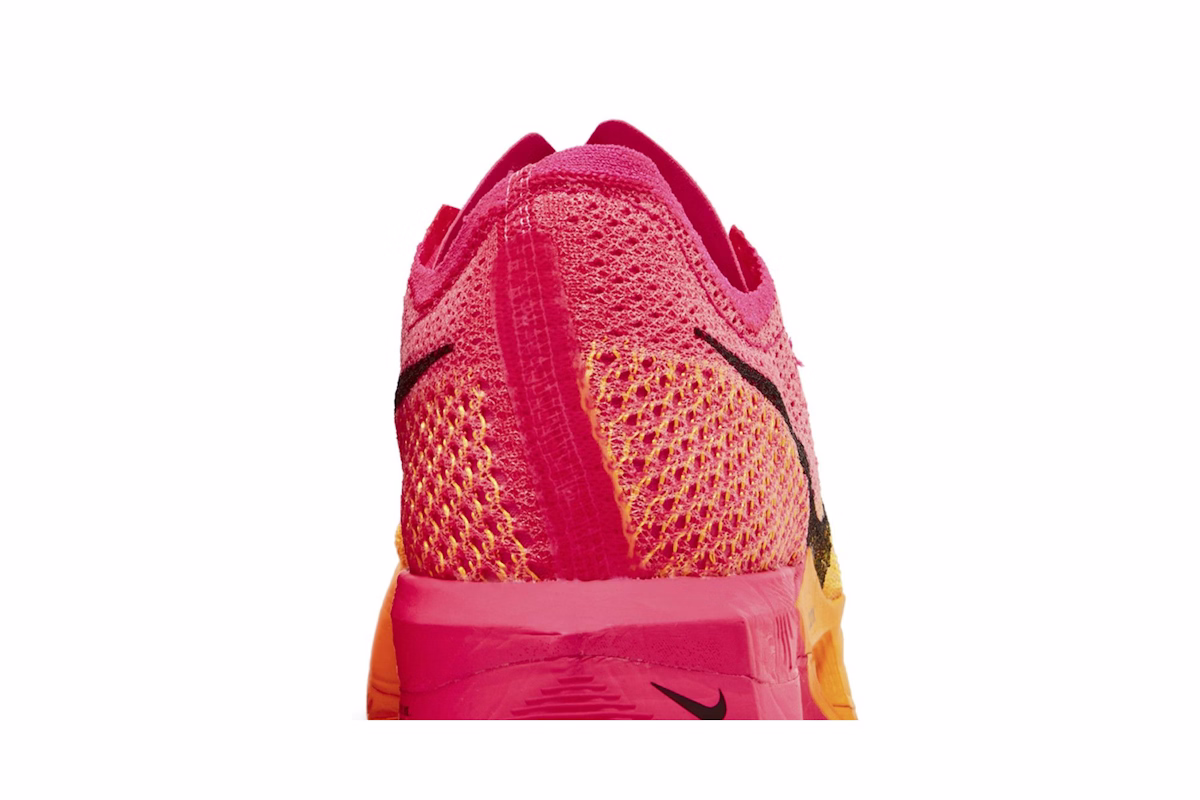 (Women) Nike ZoomX VaporFly Next% 3 'Hyper Pink'