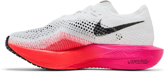 (W) Nike ZoomX VaporFly Next% 3 'Putih Merah Muda Crimson' HF4995-100 Lookbook (W) Nike ZoomX VaporFly Next% 3 'Putih Merah Muda Crimson' HF4995-100