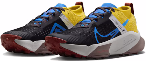 Shop Nike ZoomX Zegama Trail 耐磨防滑 低筒 跑步鞋 女款 黑藍黃