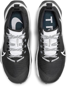 (W) Nike ZoomX Zegama Trail 'Hitam Putih' DH0625-001 Shop (W) Nike ZoomX Zegama Trail 'Hitam Putih' DH0625-001