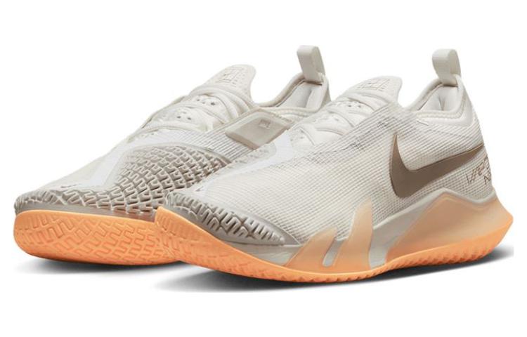 Lookbook (W) NikeCourt React Vapor NXT 'Hueso Claro Crema Melocotón' CV0742-102