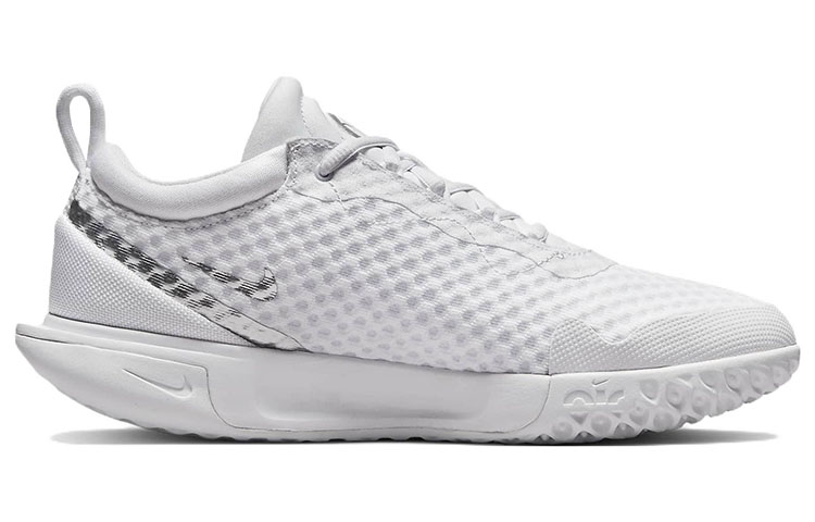 Lookbook (W) NikeCourt Zoom Pro ''Weiß Metallic Silber'' DH0990-101