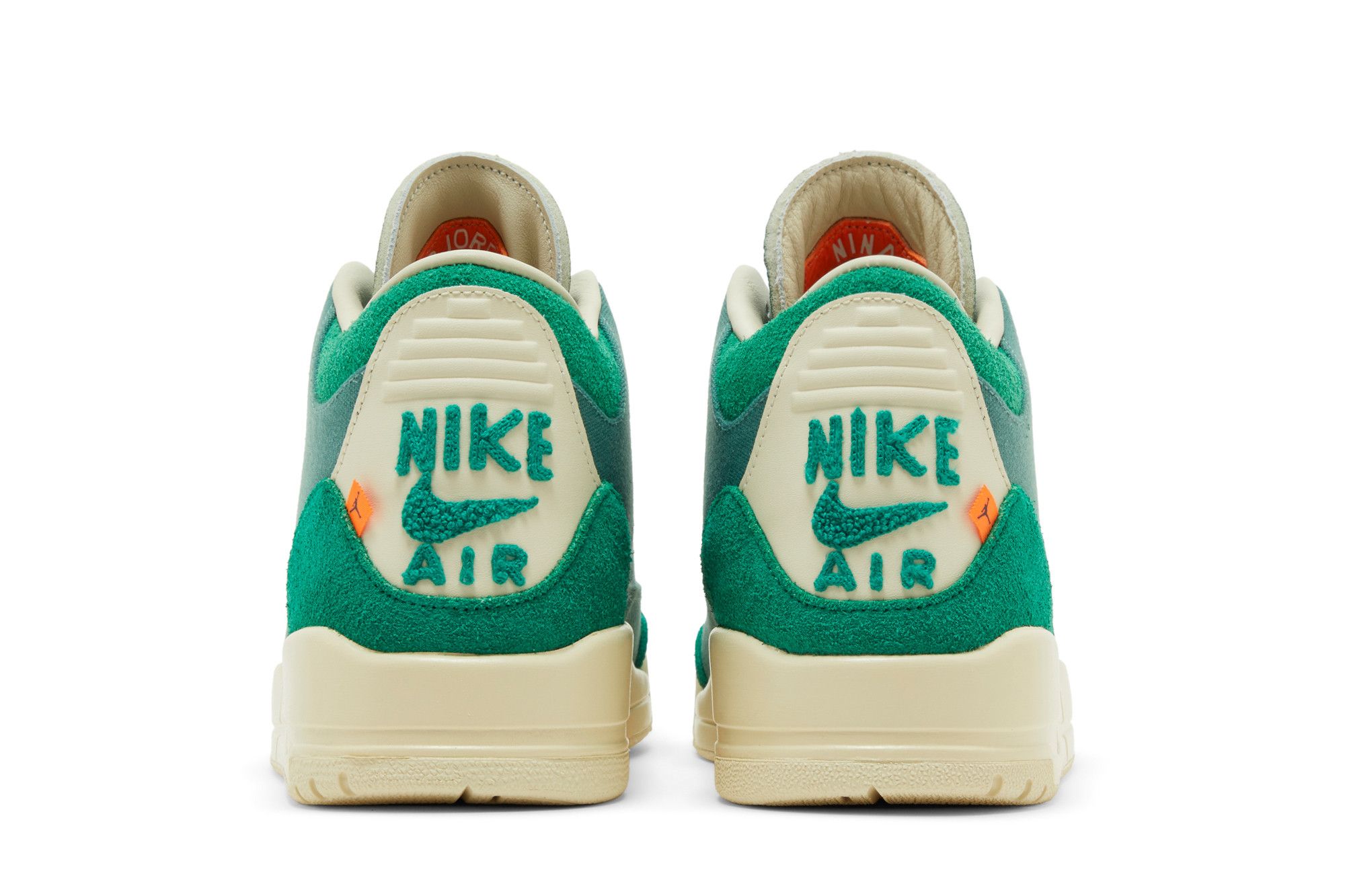 Sizing (W) Nina Chanel Abney x Air Jordan 3 Retro SP ''Bicoastal'' FZ7974-300